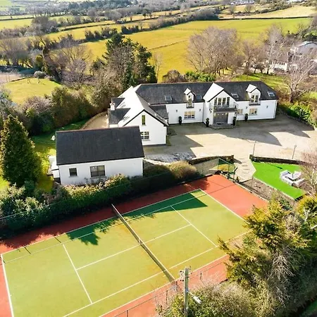 Winton Grove - For Outdoor And Tennis Enthusiasts Appartamento *